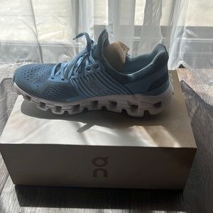 Cloudswift running shoes. Used once. Like new.